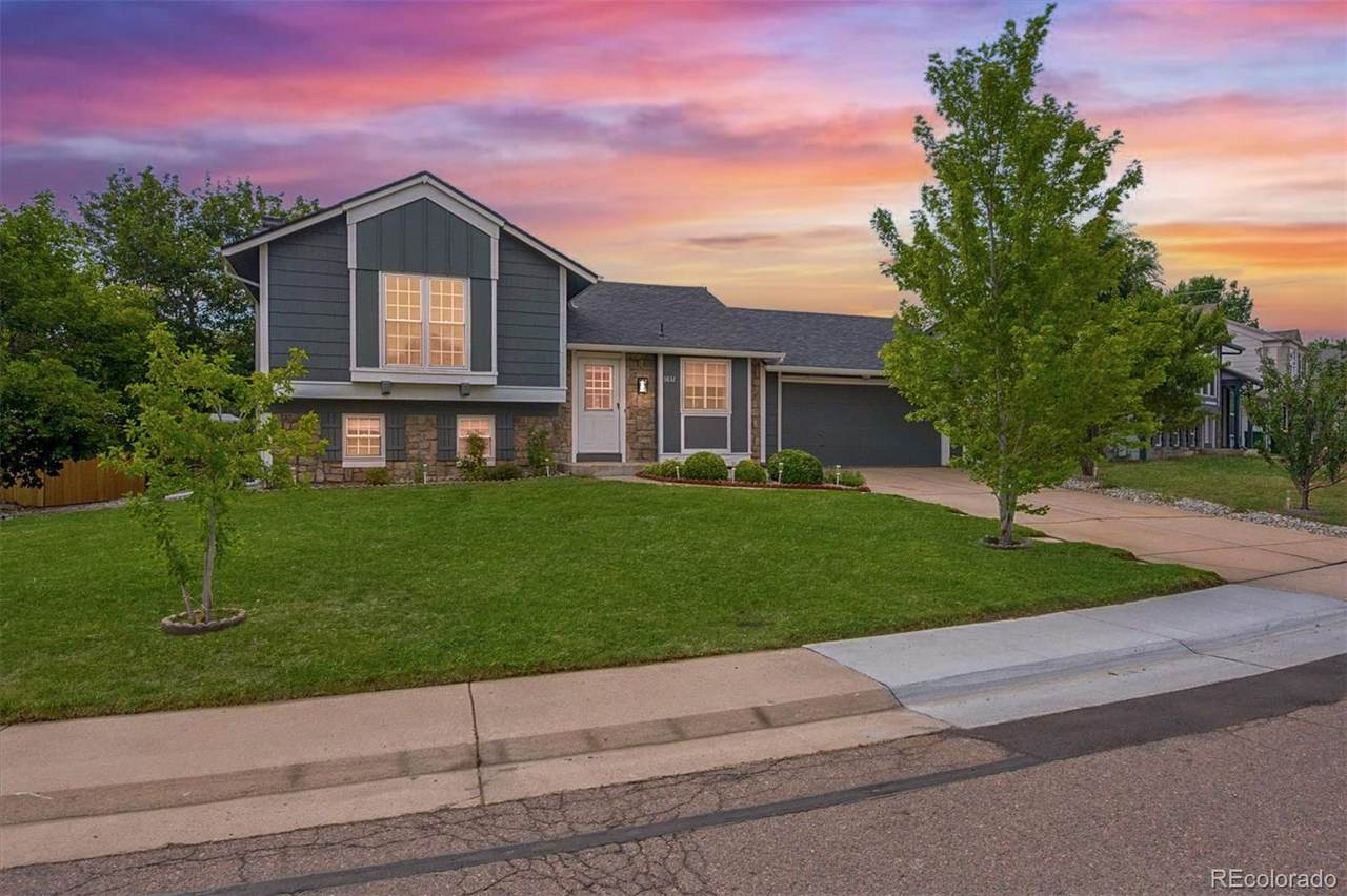 5832 Netherland Circle - Photo 1