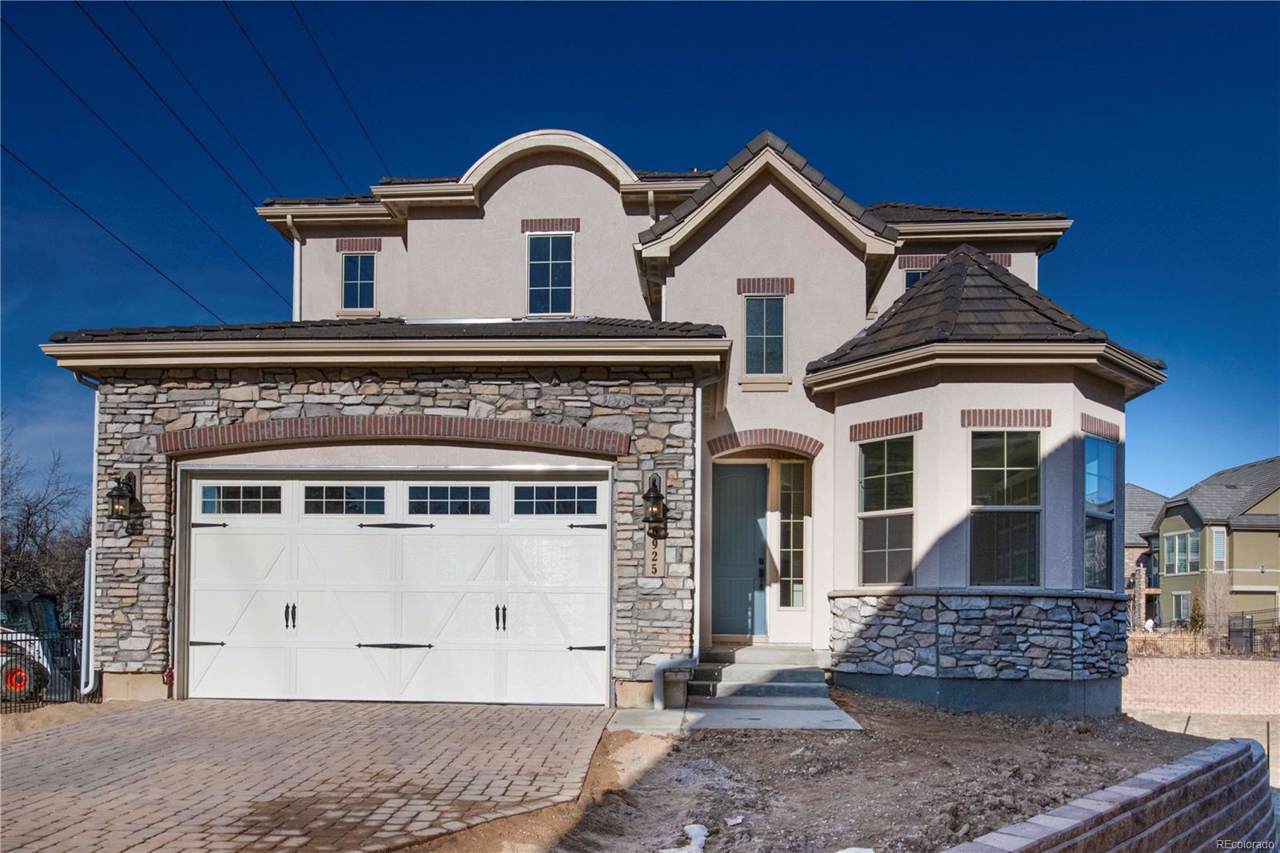 6925 Lake Circle - Photo 1
