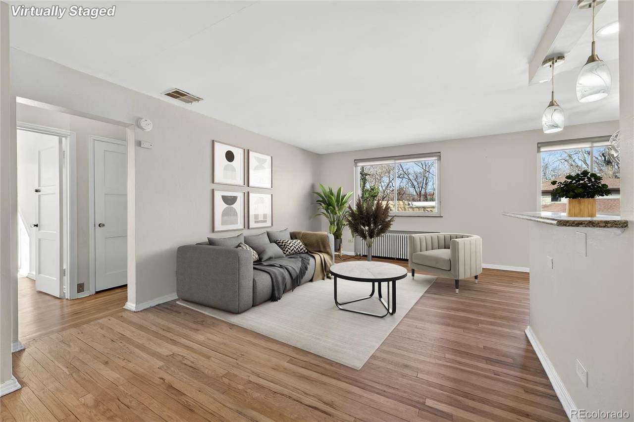 525 Jackson Street - Photo 1