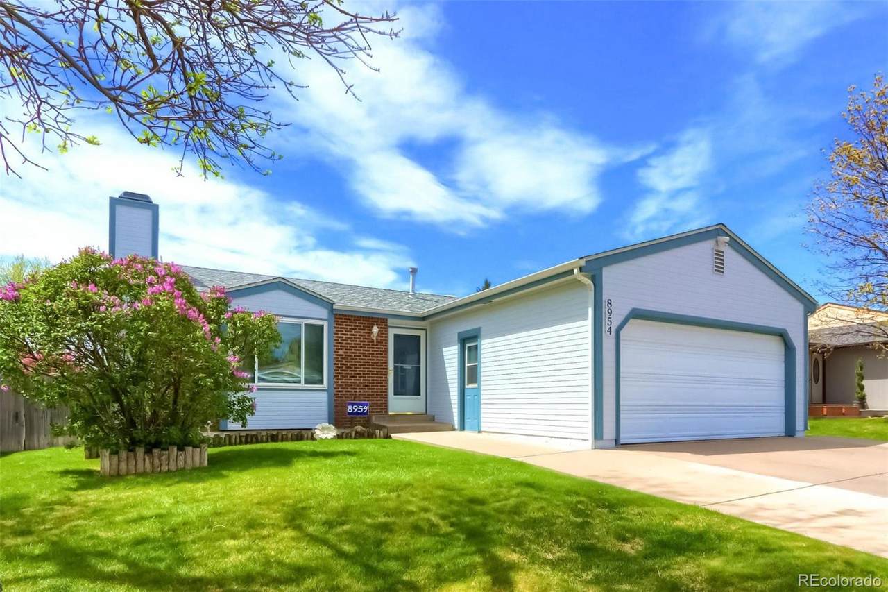 8954 Ontario Avenue - Photo 1
