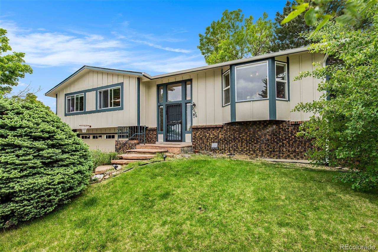 7026 Rowland Avenue - Photo 1