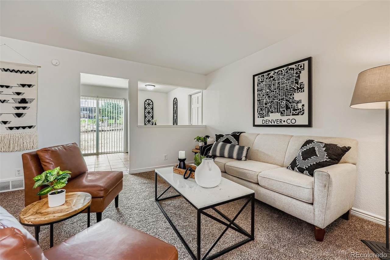 5426 Eagle Street - Photo 1