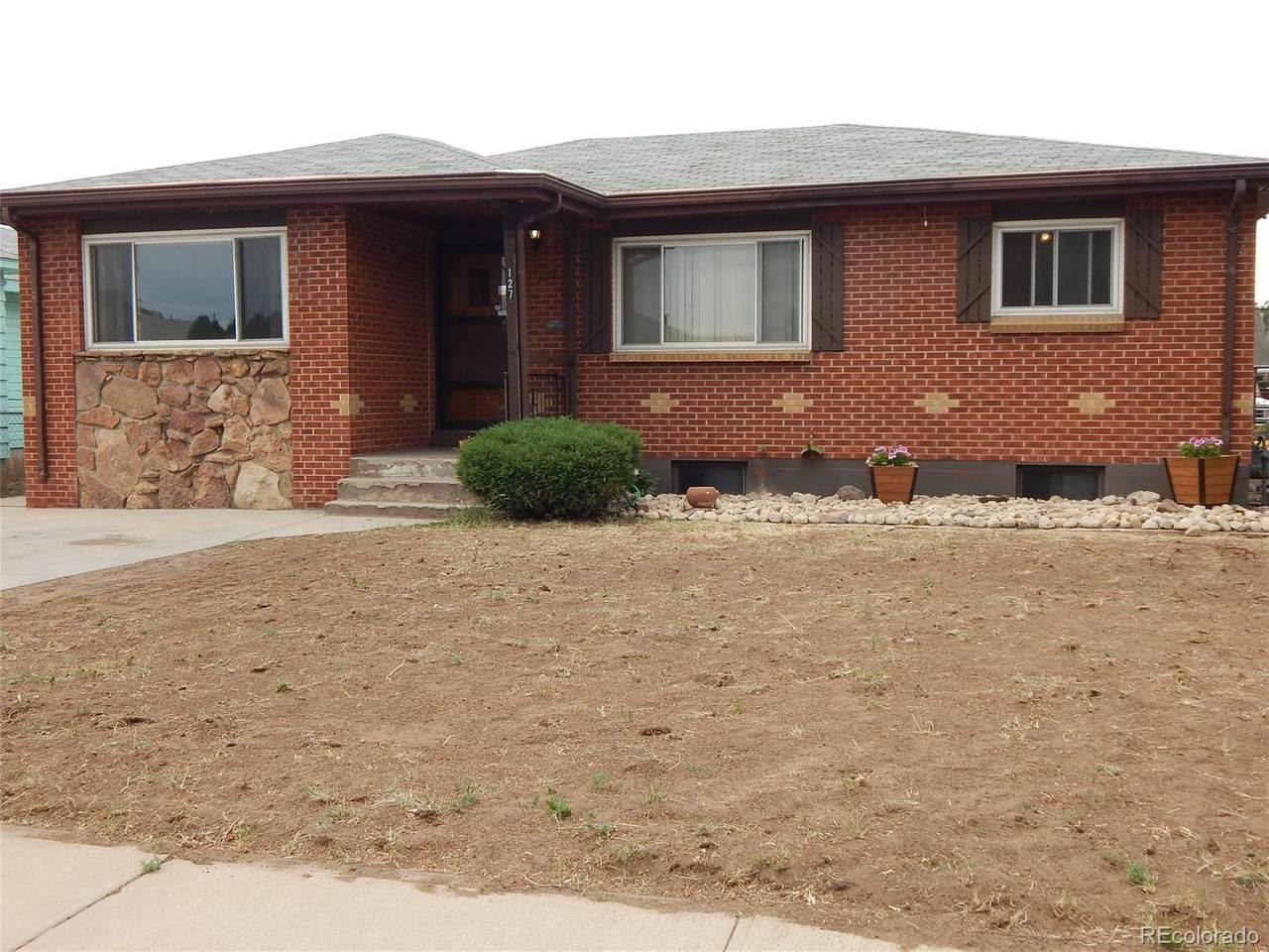 127 8th Avenue - Photo 1