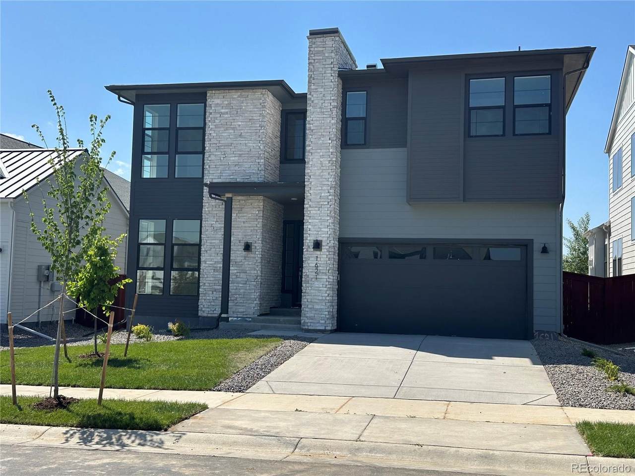 1621 Winter Glow Drive - Photo 1