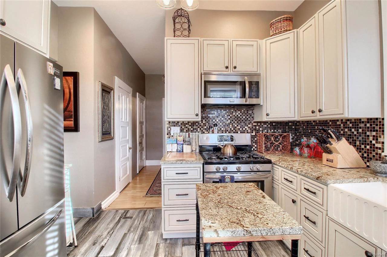361 Lincoln Street - Photo 1