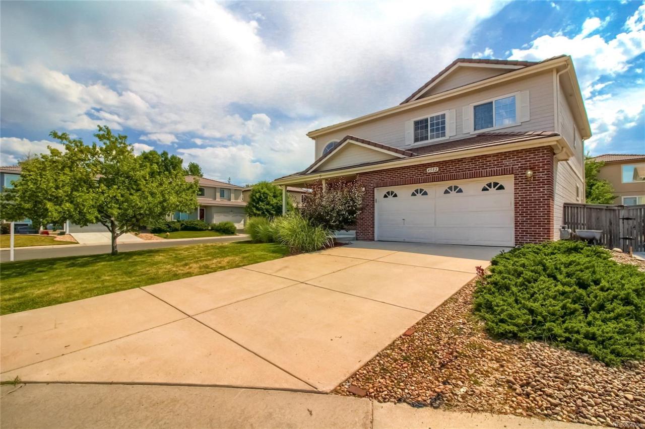 4582 Melbourne Way - Photo 1