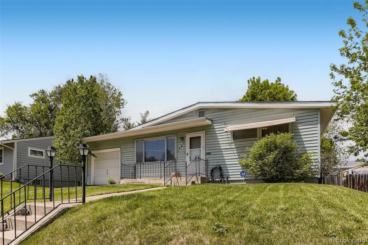 1427 Krameria Street - Photo 1