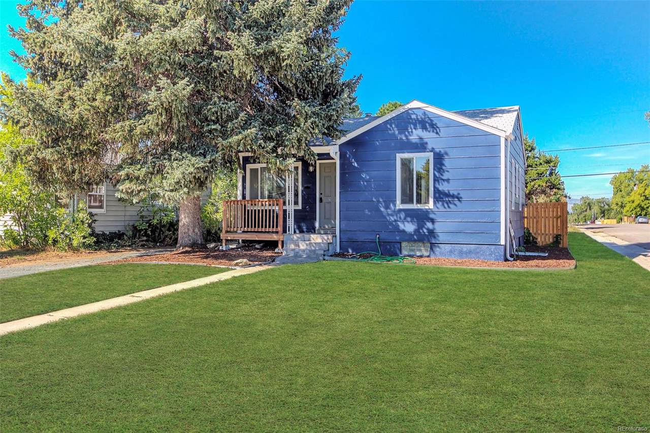 4601 Washington Street - Photo 1