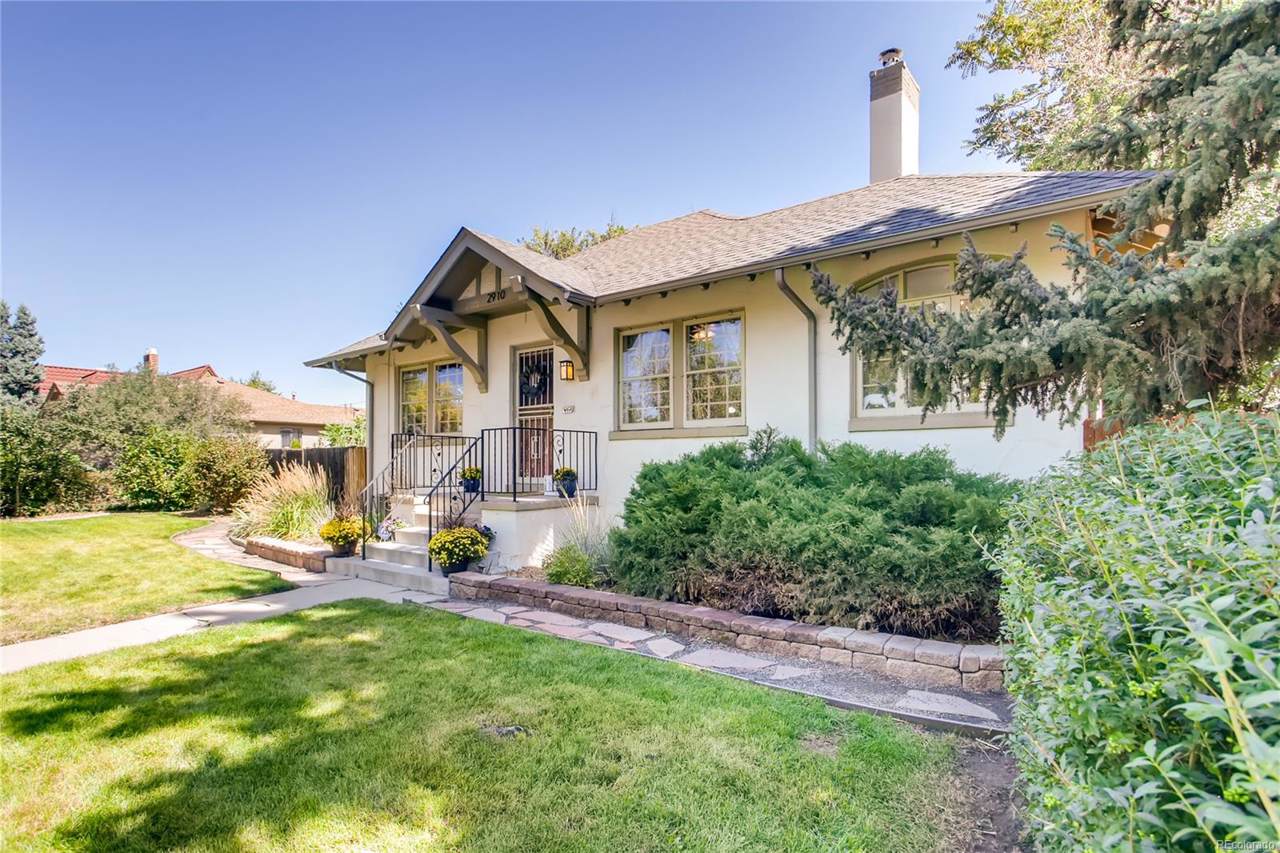 2910 Ash Street - Photo 1