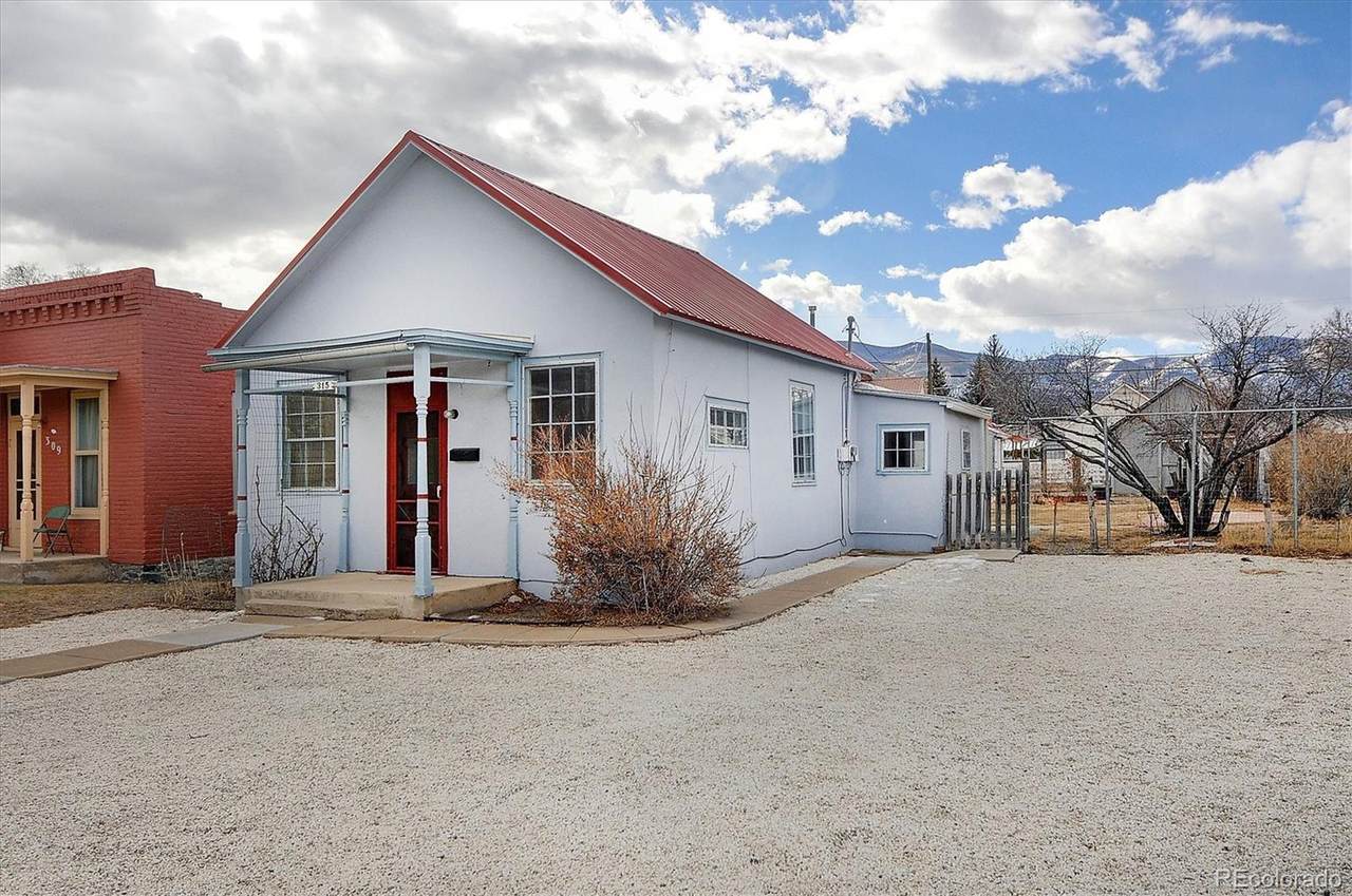 315 5th Street - Photo 1