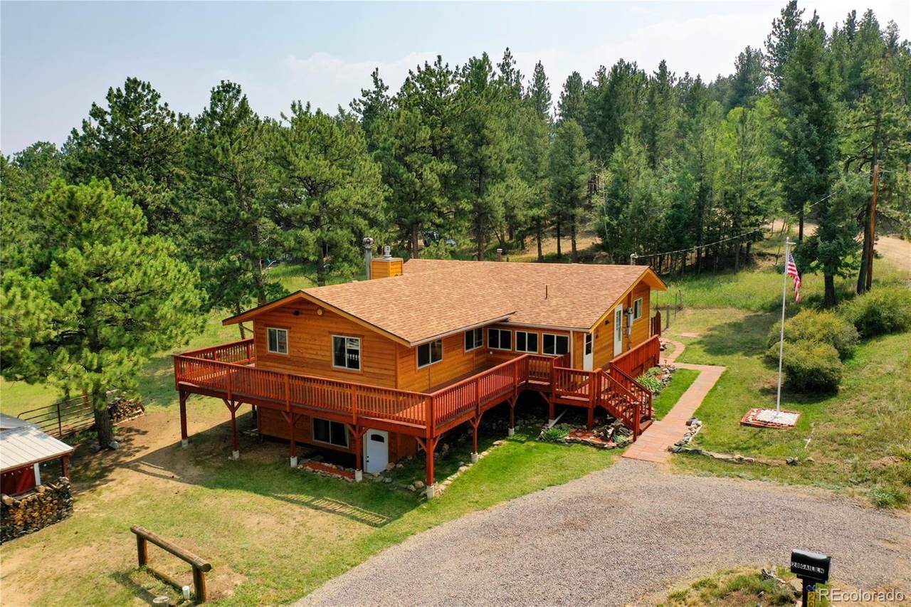 28 Gail Lane - Photo 1