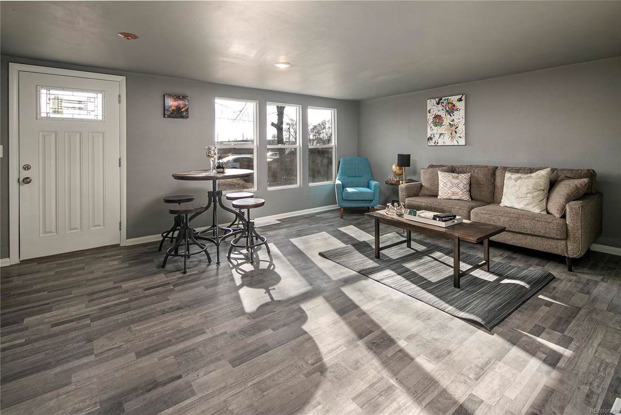 5531 70th Avenue - Photo 1