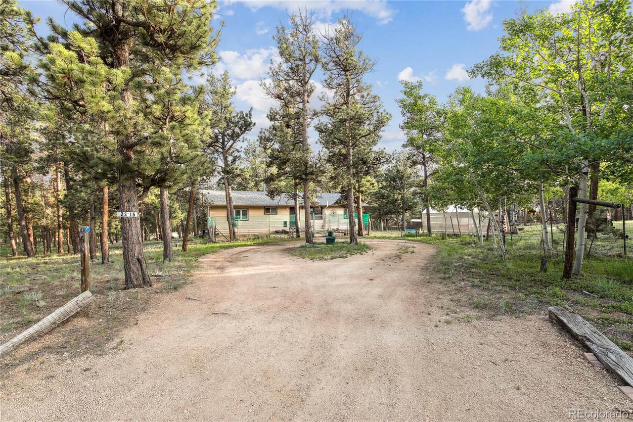 466 Gunsmoke Drive - Photo 1