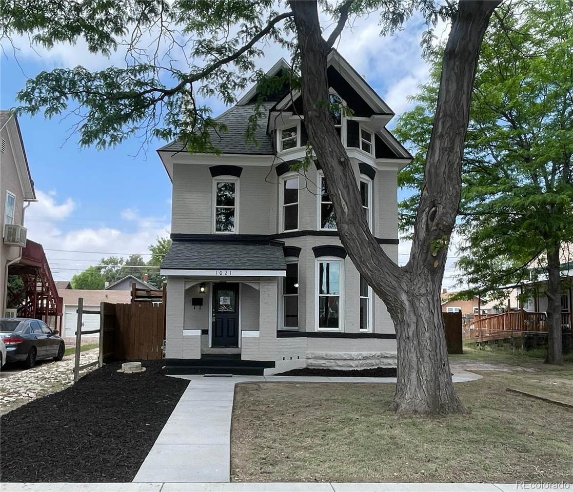 1021 Lake Avenue - Photo 1