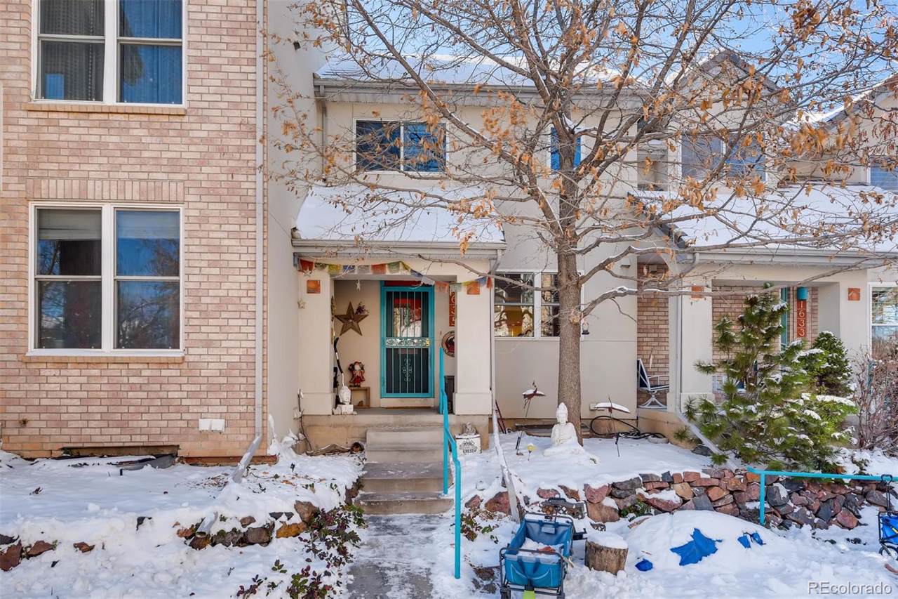 1635 Canal Court - Photo 1