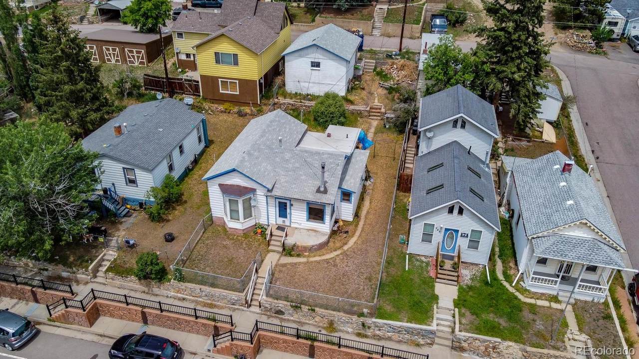 334 Colorado Boulevard - Photo 1