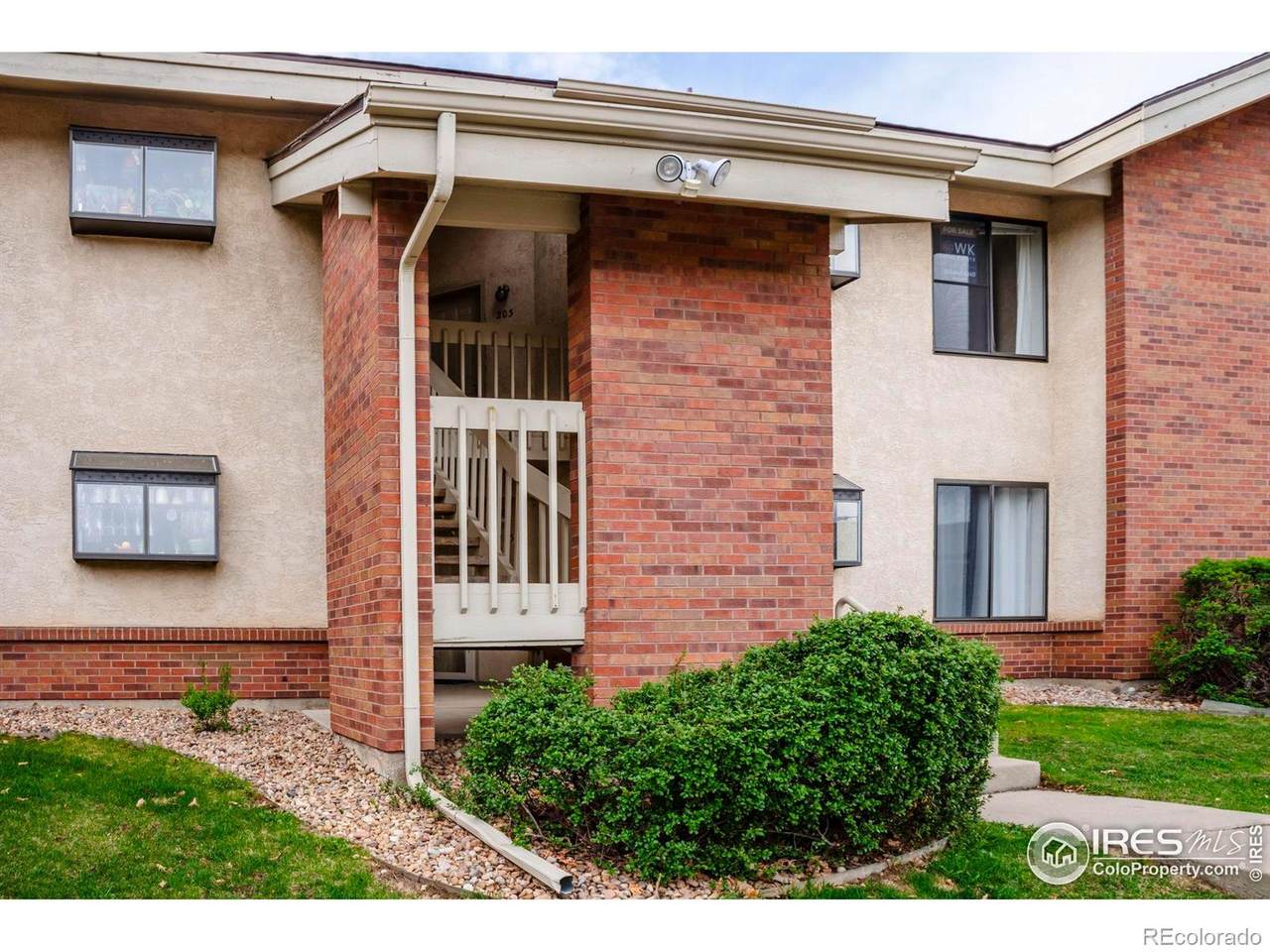 595 Manhattan Drive - Photo 1