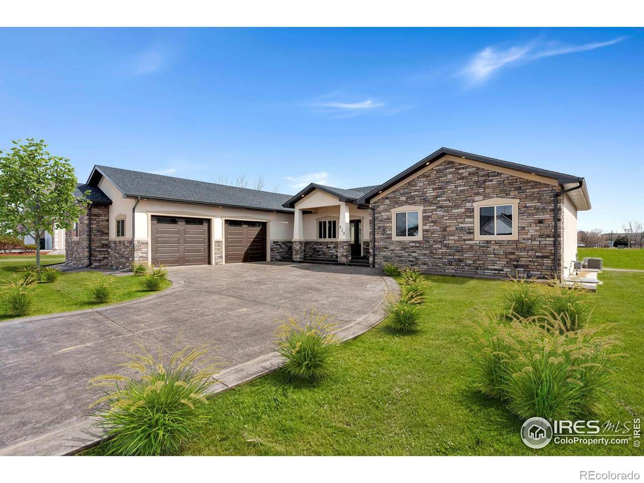 429 Samples Avenue - Photo 1