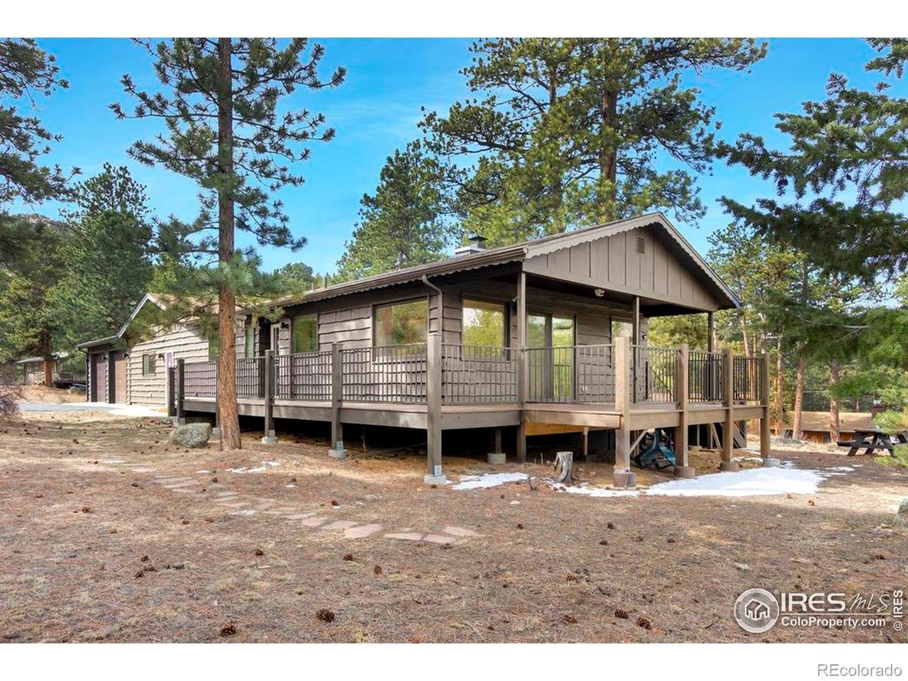 550 Hondius Circle - Photo 1