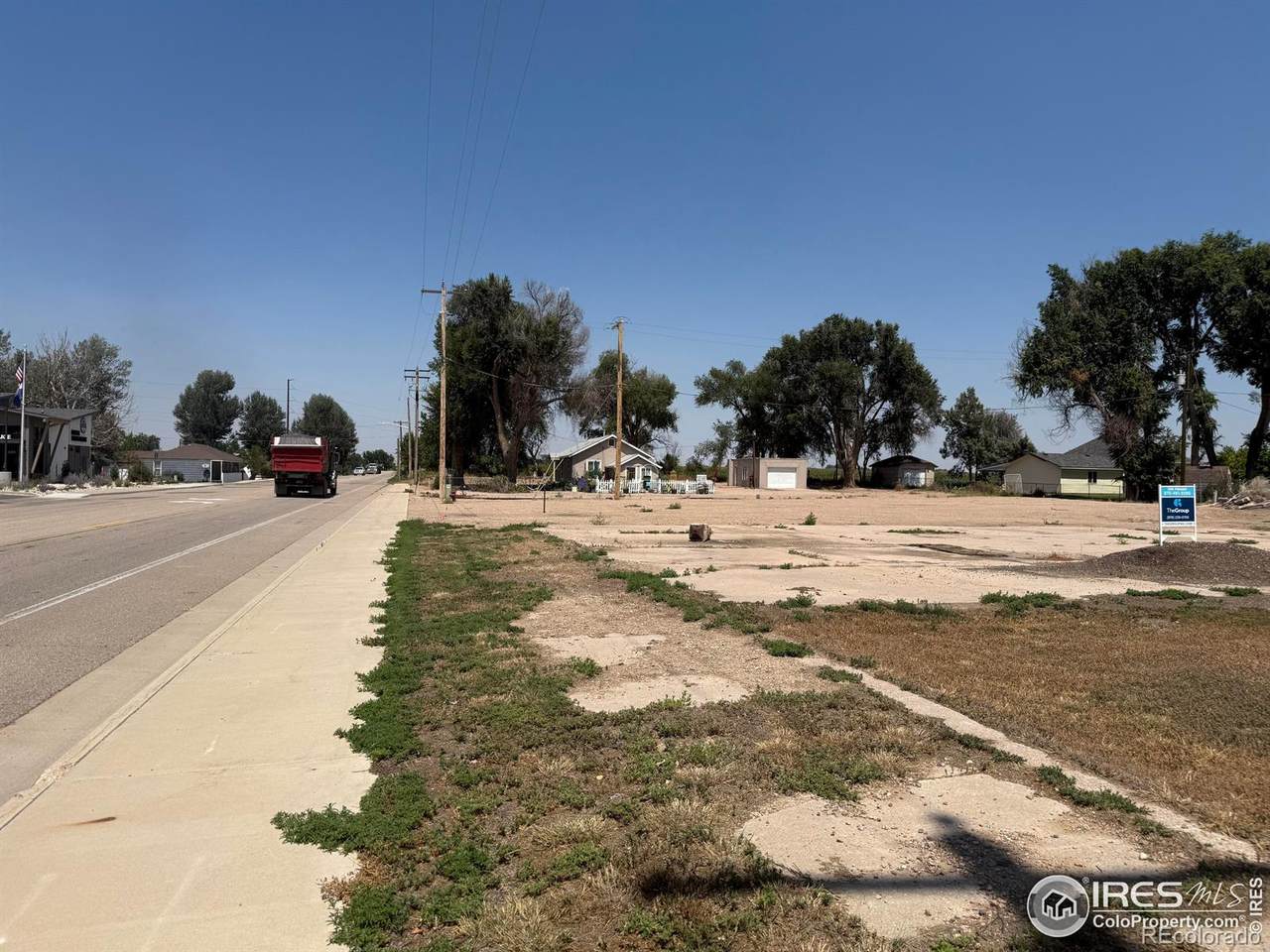 301 1st Street - Photo 1