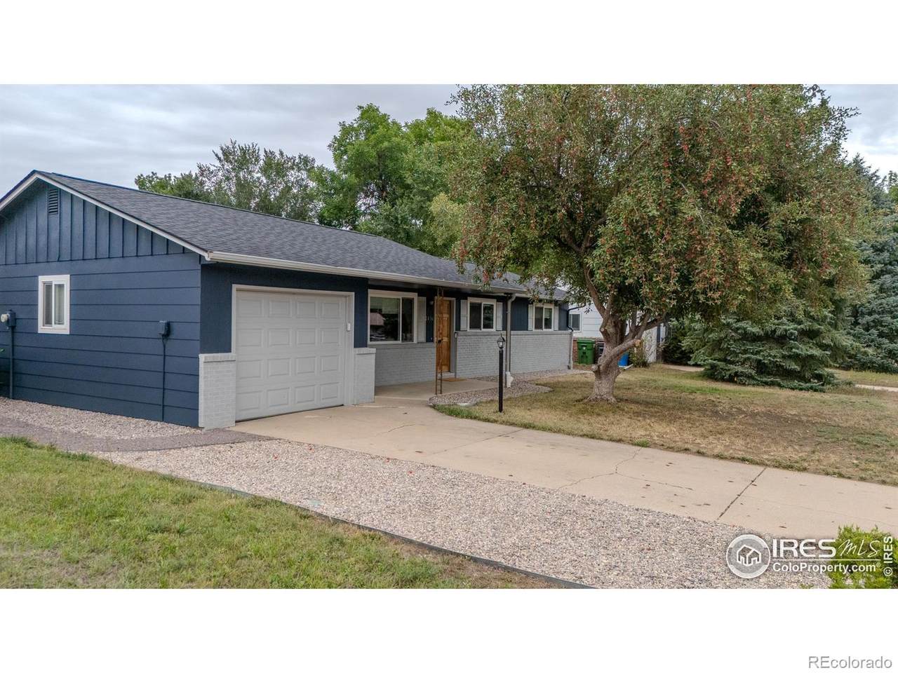 2436 Poplar Drive - Photo 1