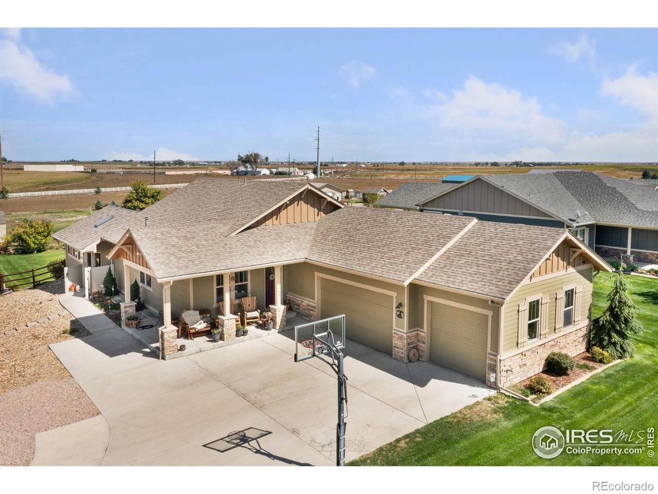 40799 Jade Drive - Photo 1