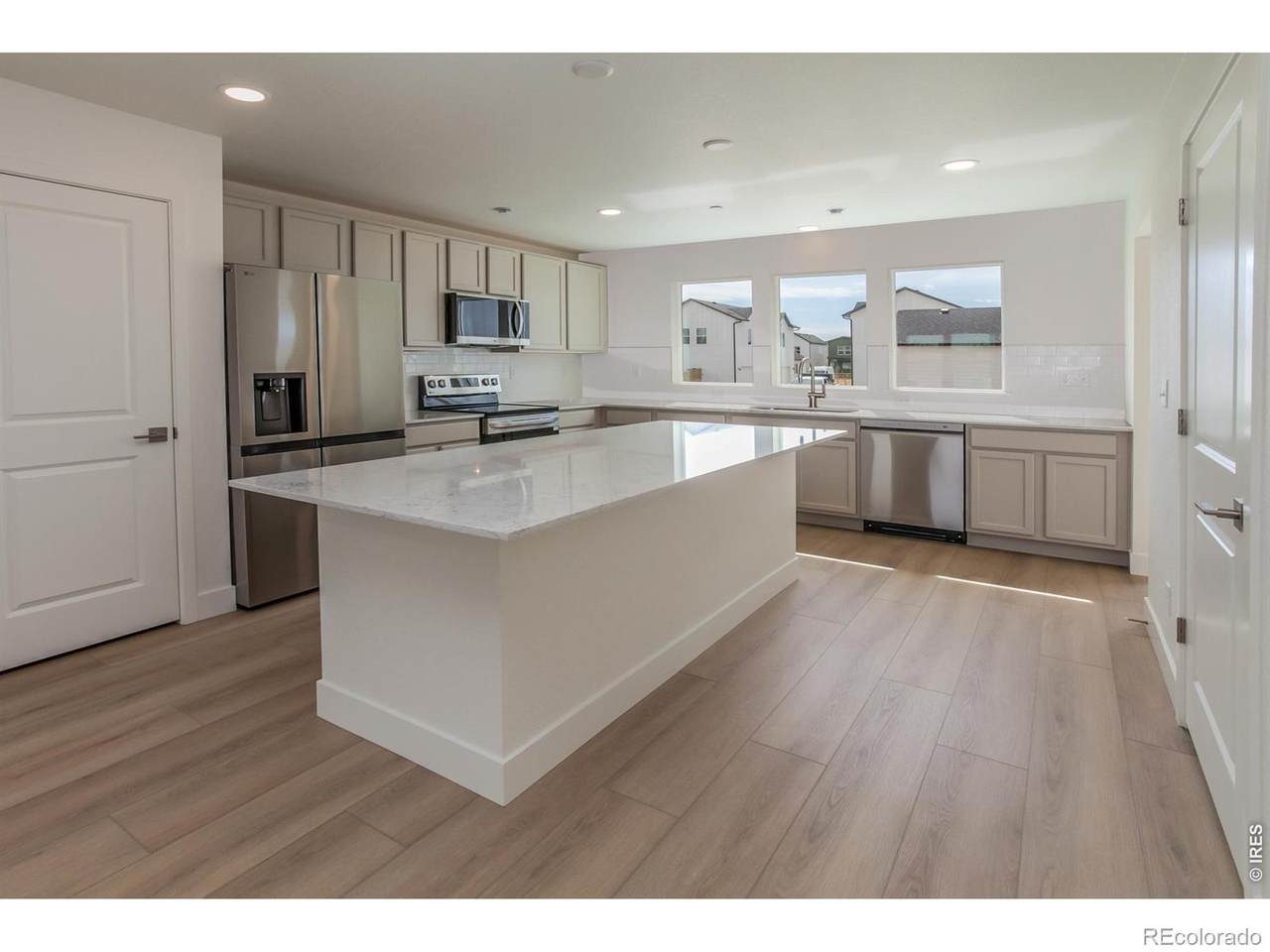 3255 Comet Street - Photo 1