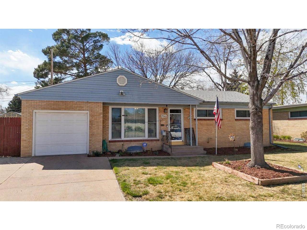 2543 14th Avenue - Photo 1