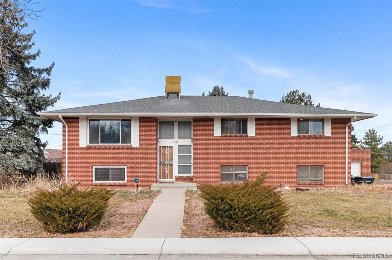 4731 66th Avenue - Photo 1