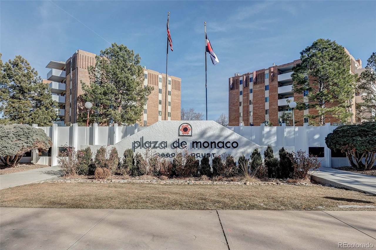 2880 Locust Street - Photo 1