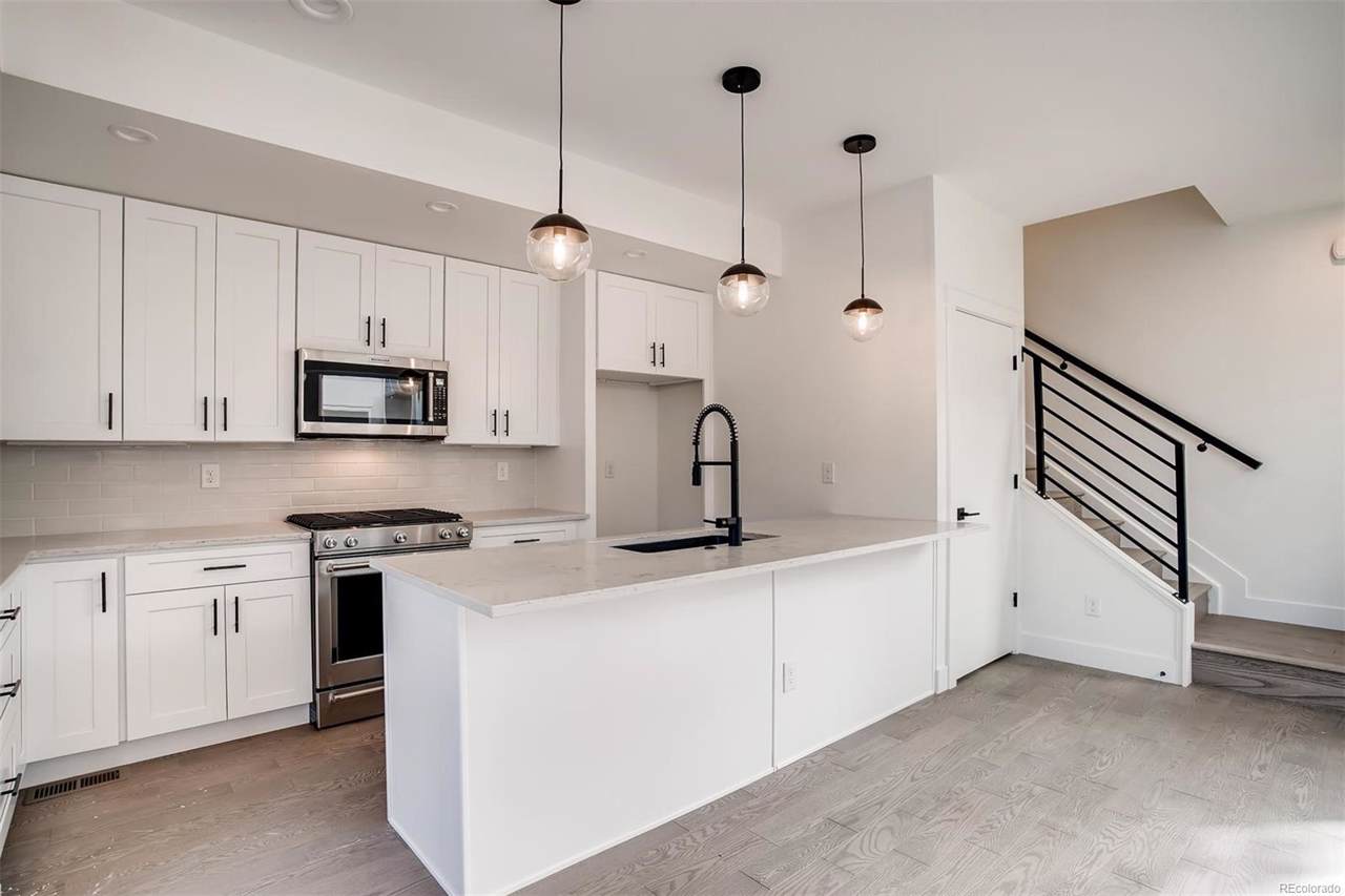 1368 Yates Street - Photo 1