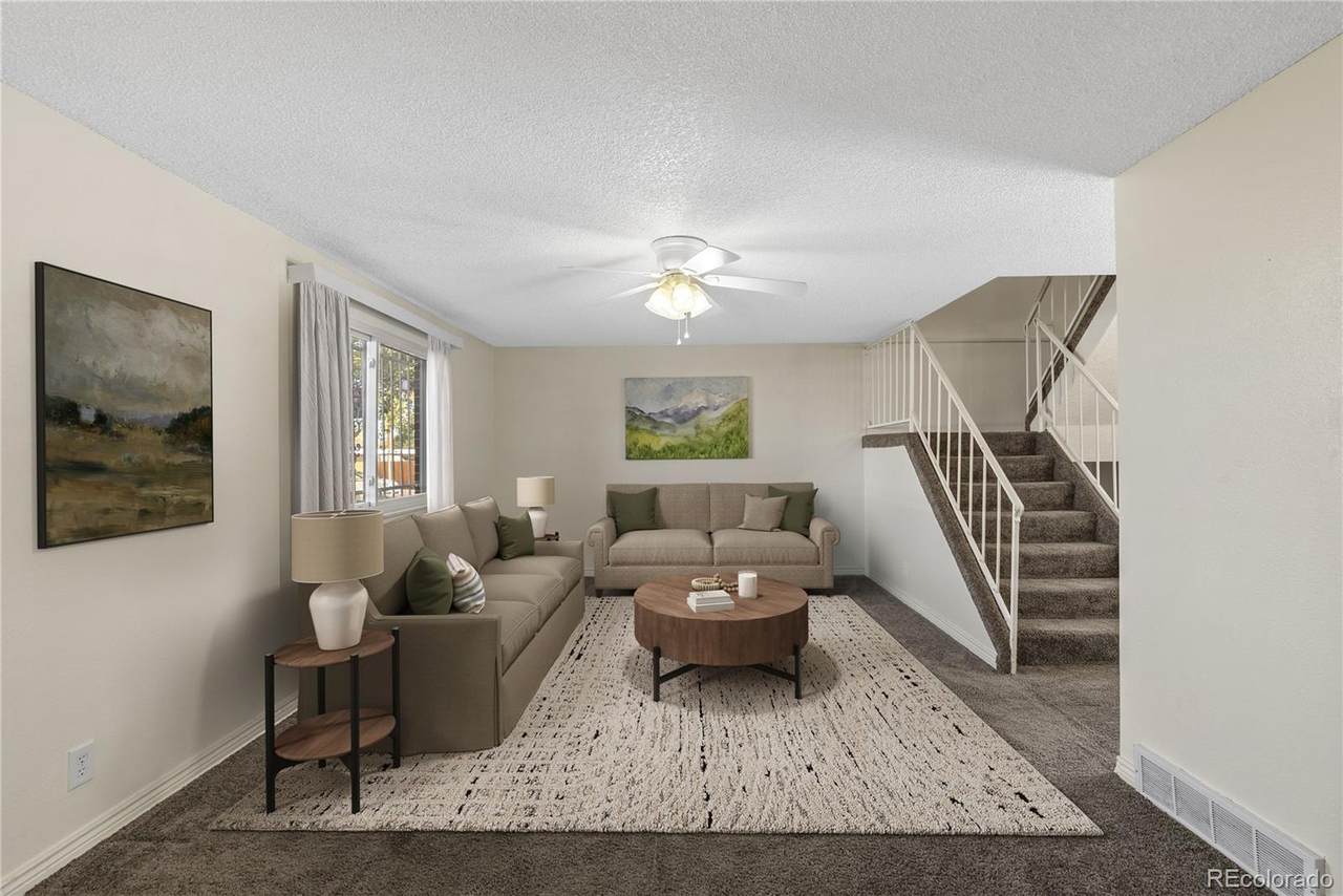 3061 92nd Avenue - Photo 1