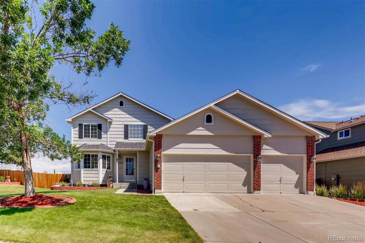 23467 Broadmoor Drive - Photo 1