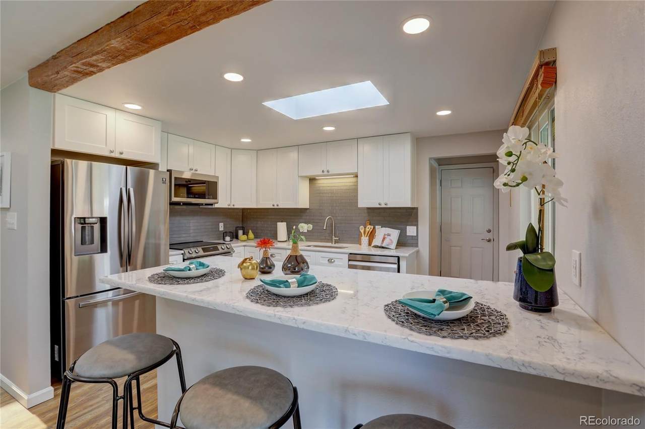 6552 Iris Street - Photo 1