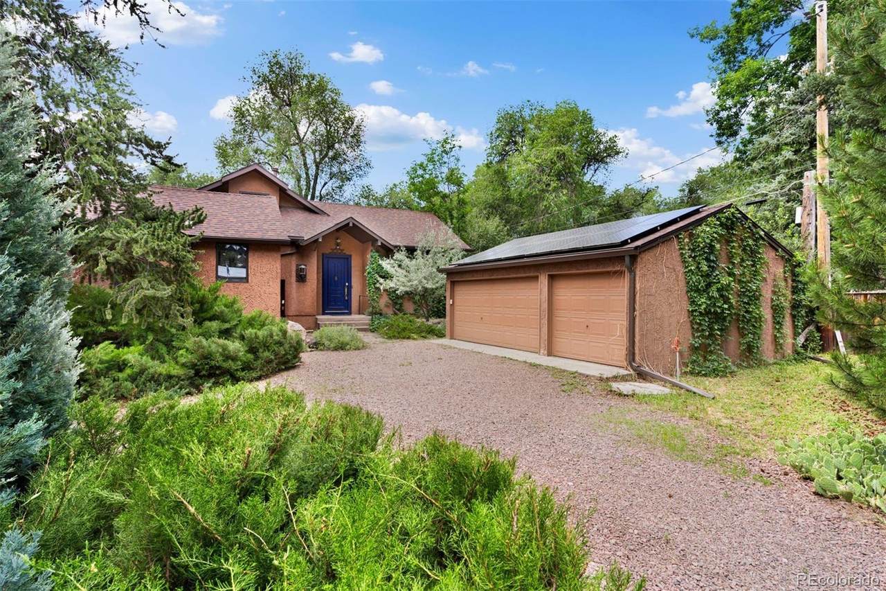 825 Oxford Lane - Photo 1