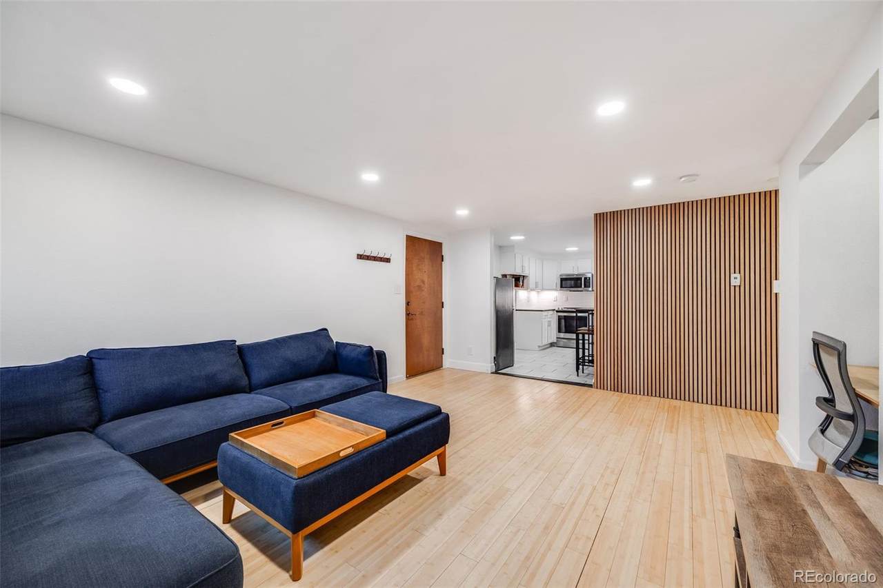 20 Logan Street - Photo 1