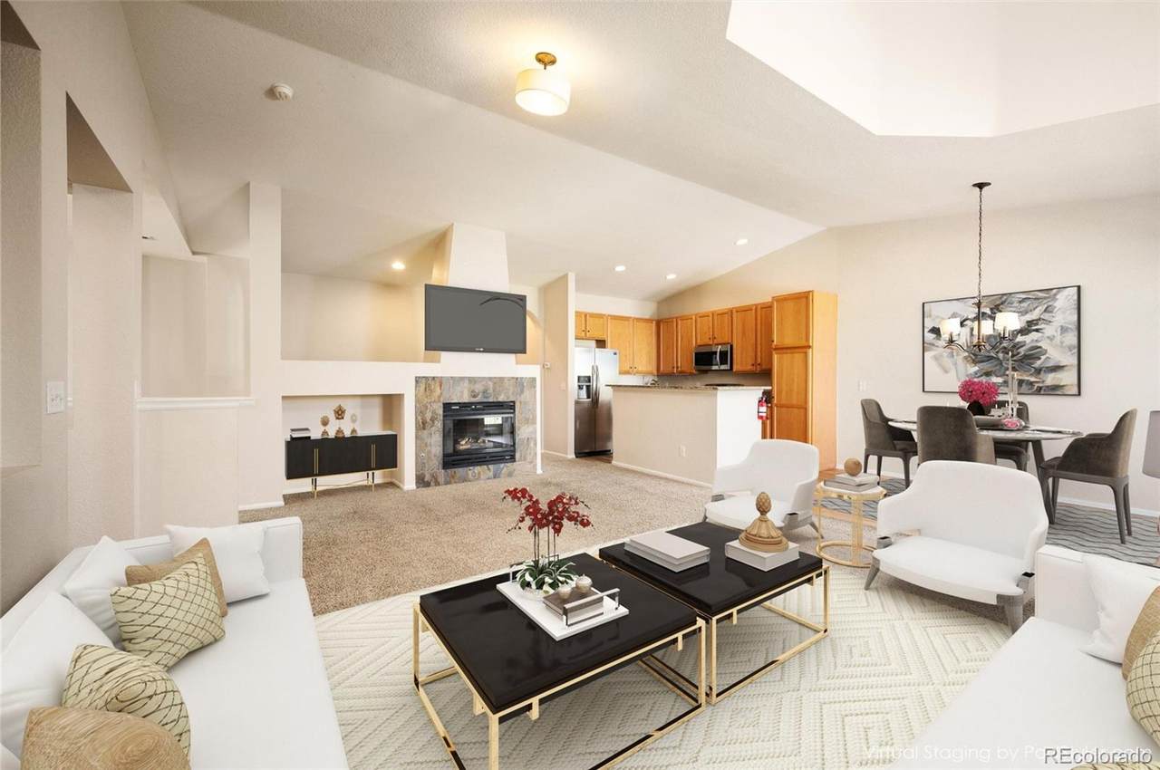 2528 Syracuse Street - Photo 1