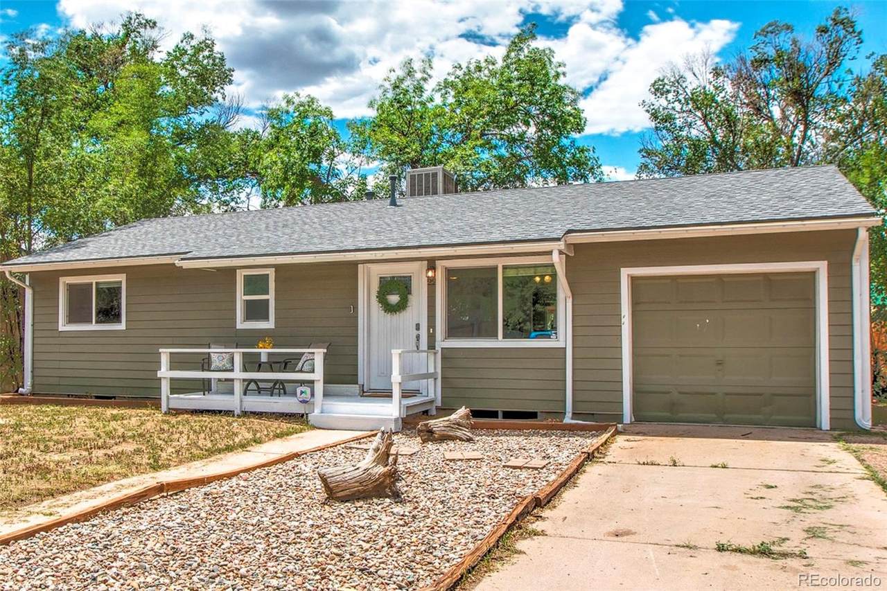 22 Hayes Drive - Photo 1