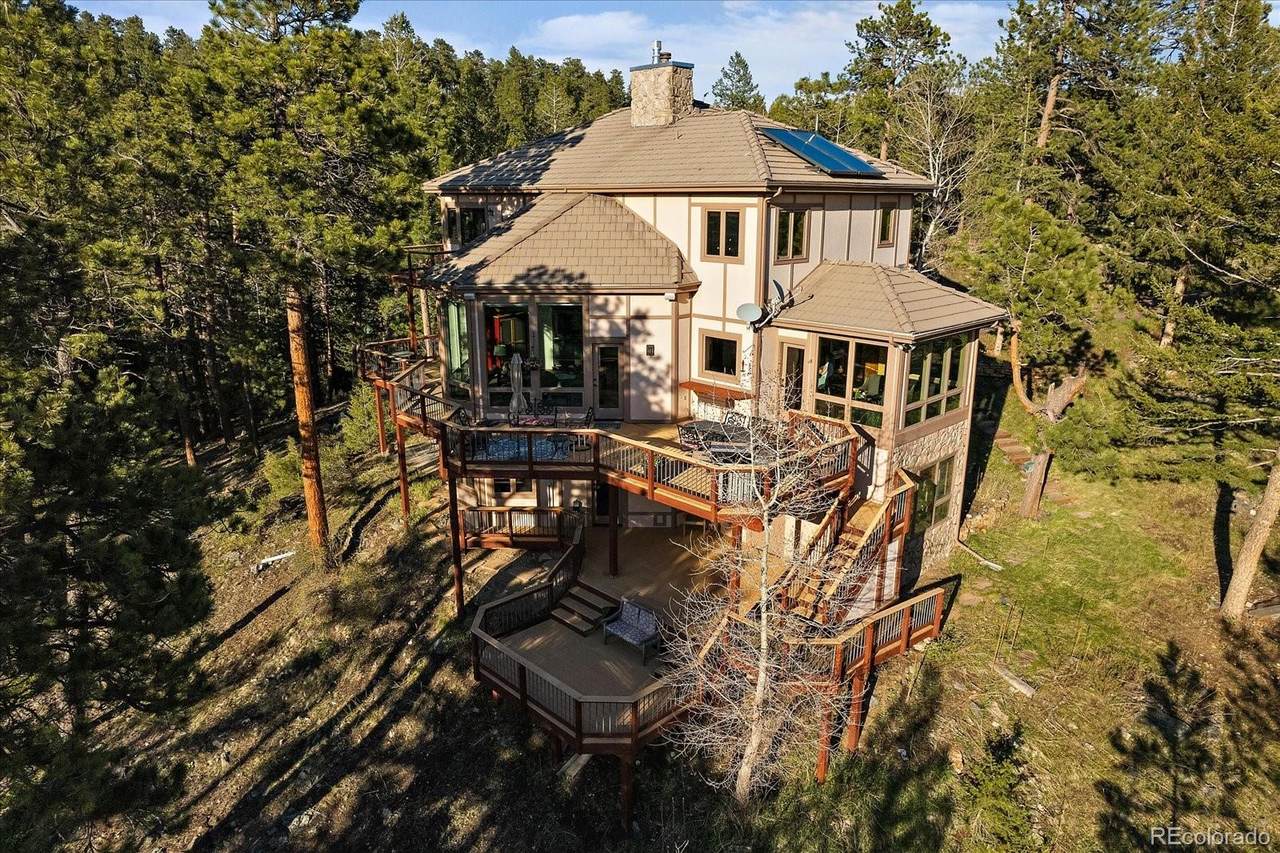 635 Humphrey Drive - Photo 1