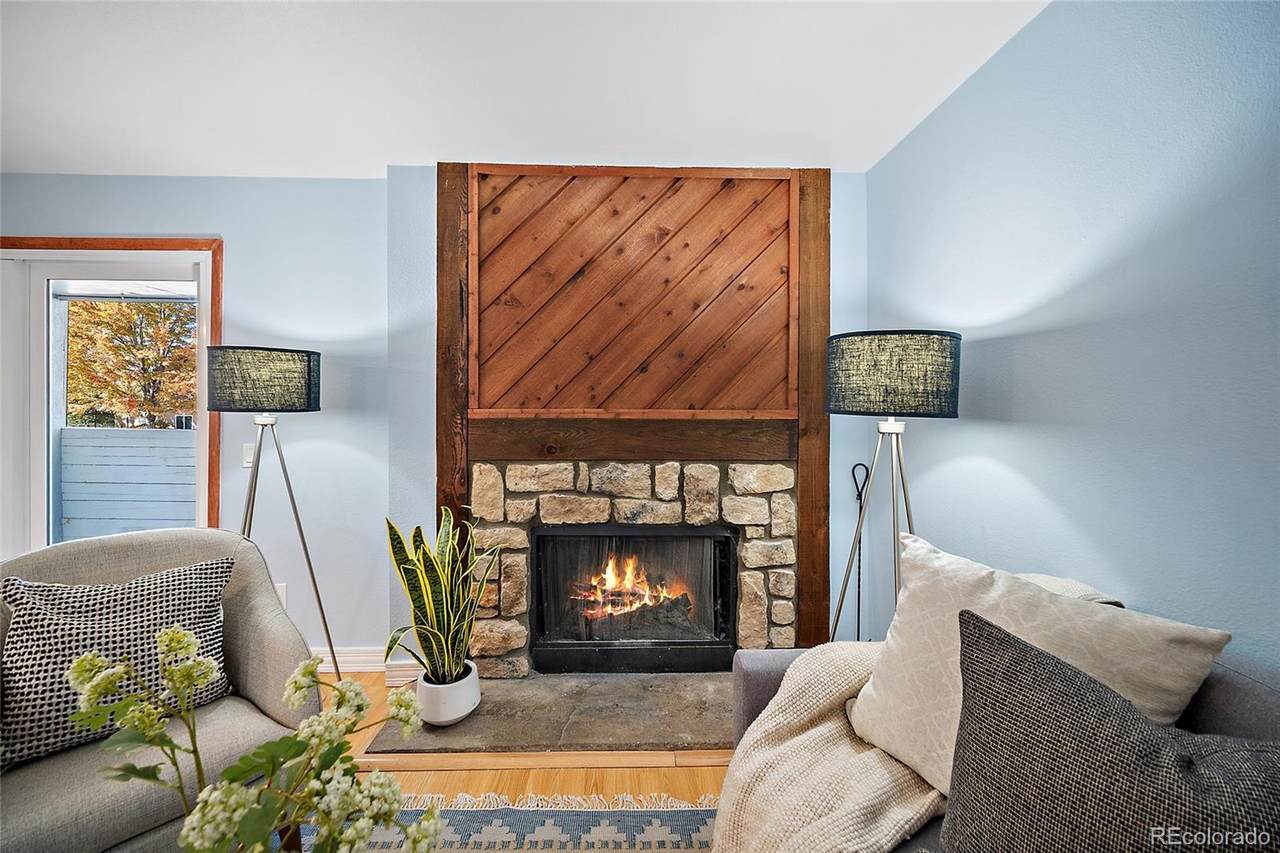 13982 Stanford Circle - Photo 1