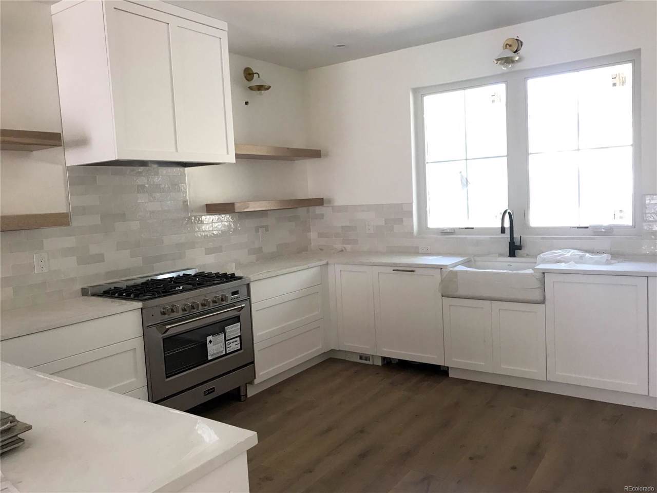 2329 Irving Street - Photo 1
