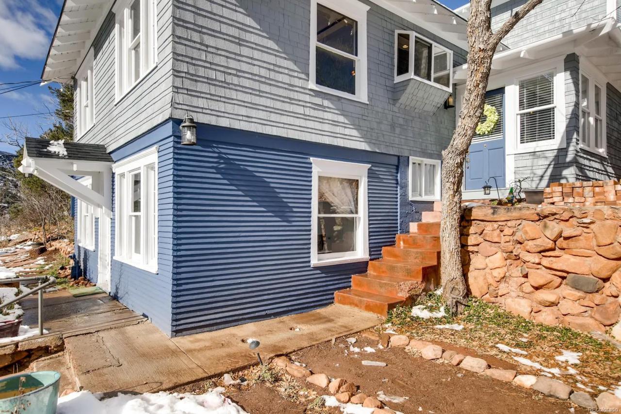 48 Lincoln Avenue - Photo 1