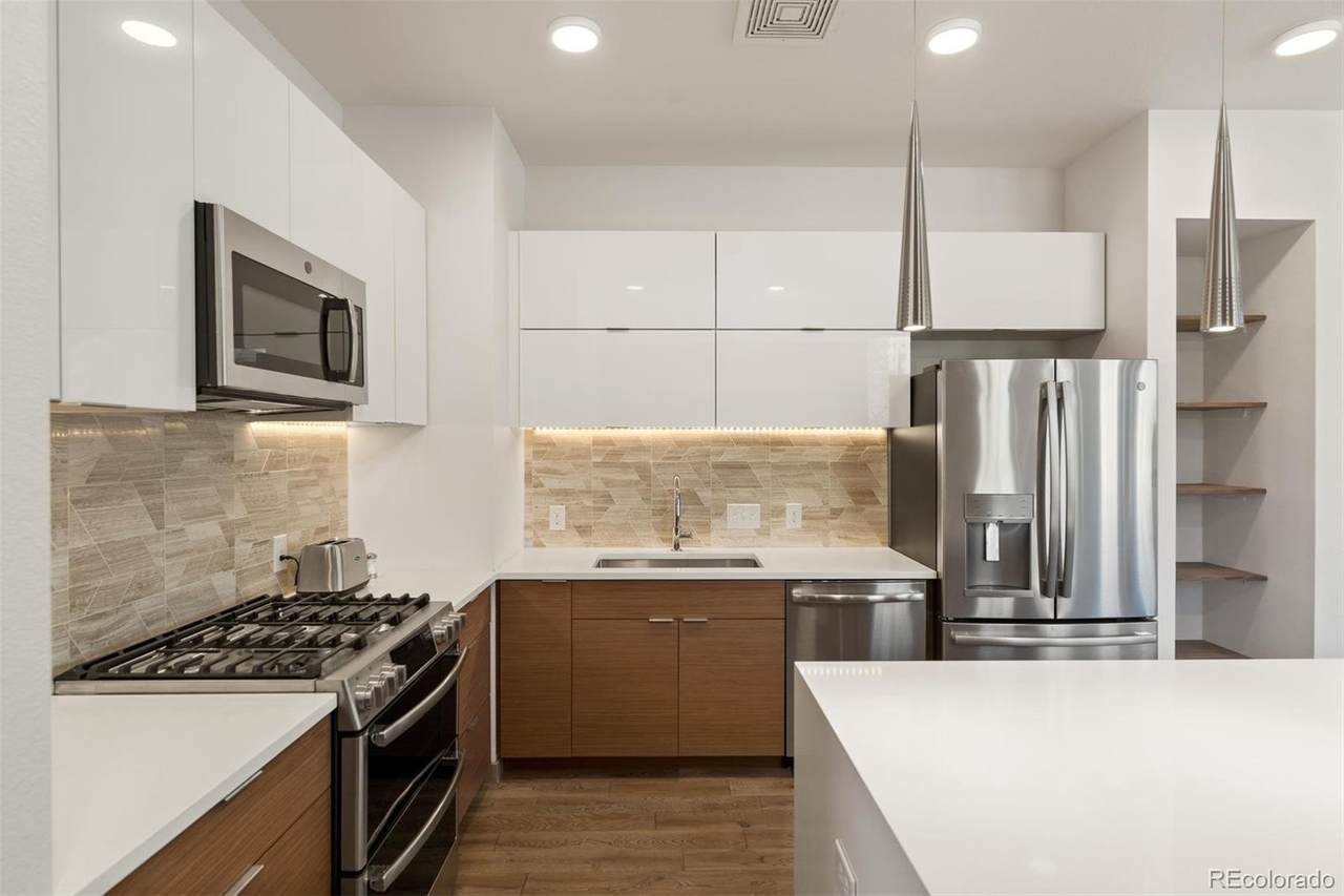 2200 Tremont Place - Photo 1