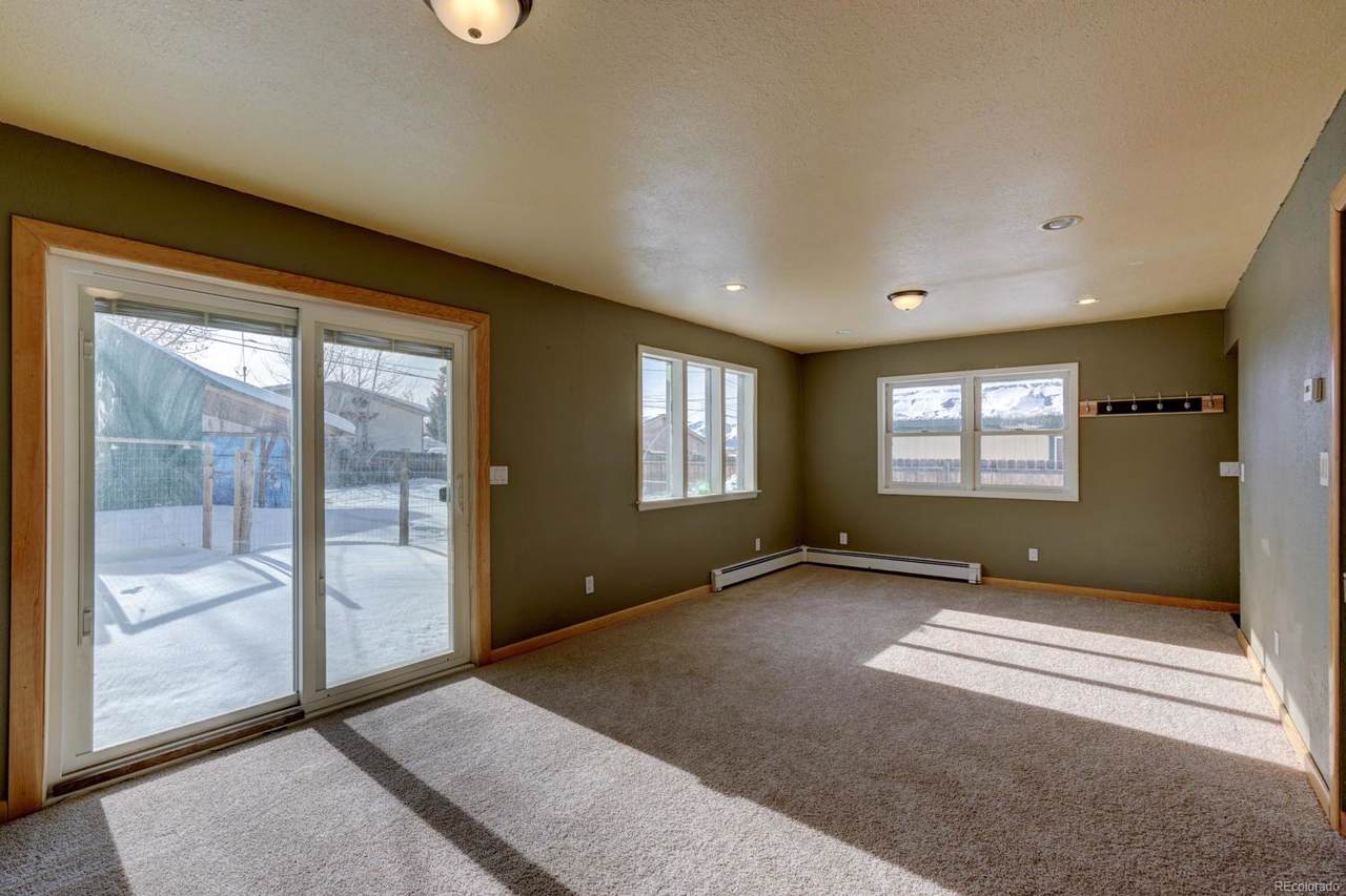 129 17th Street - Photo 1