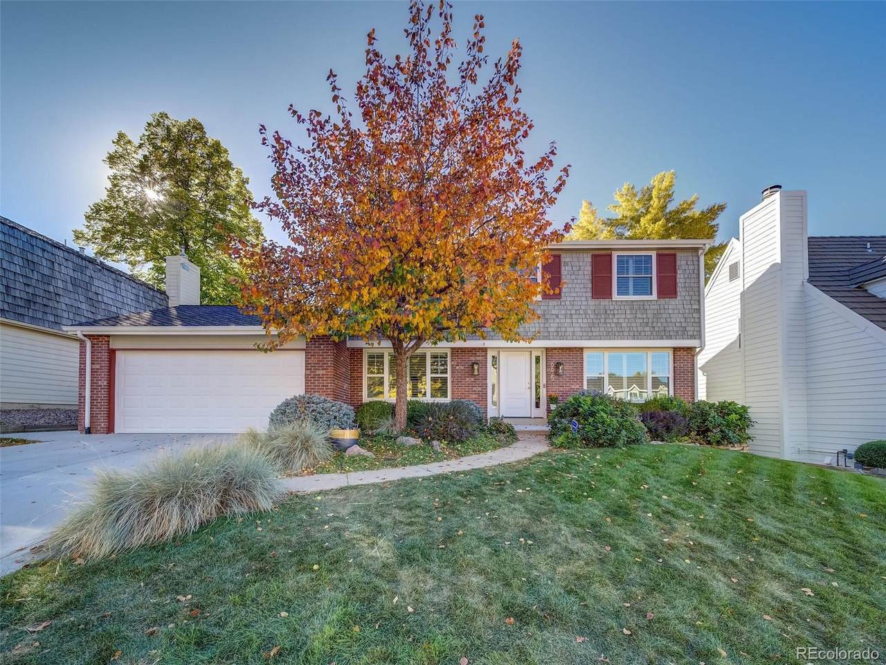 6825 Locust Court - Photo 1