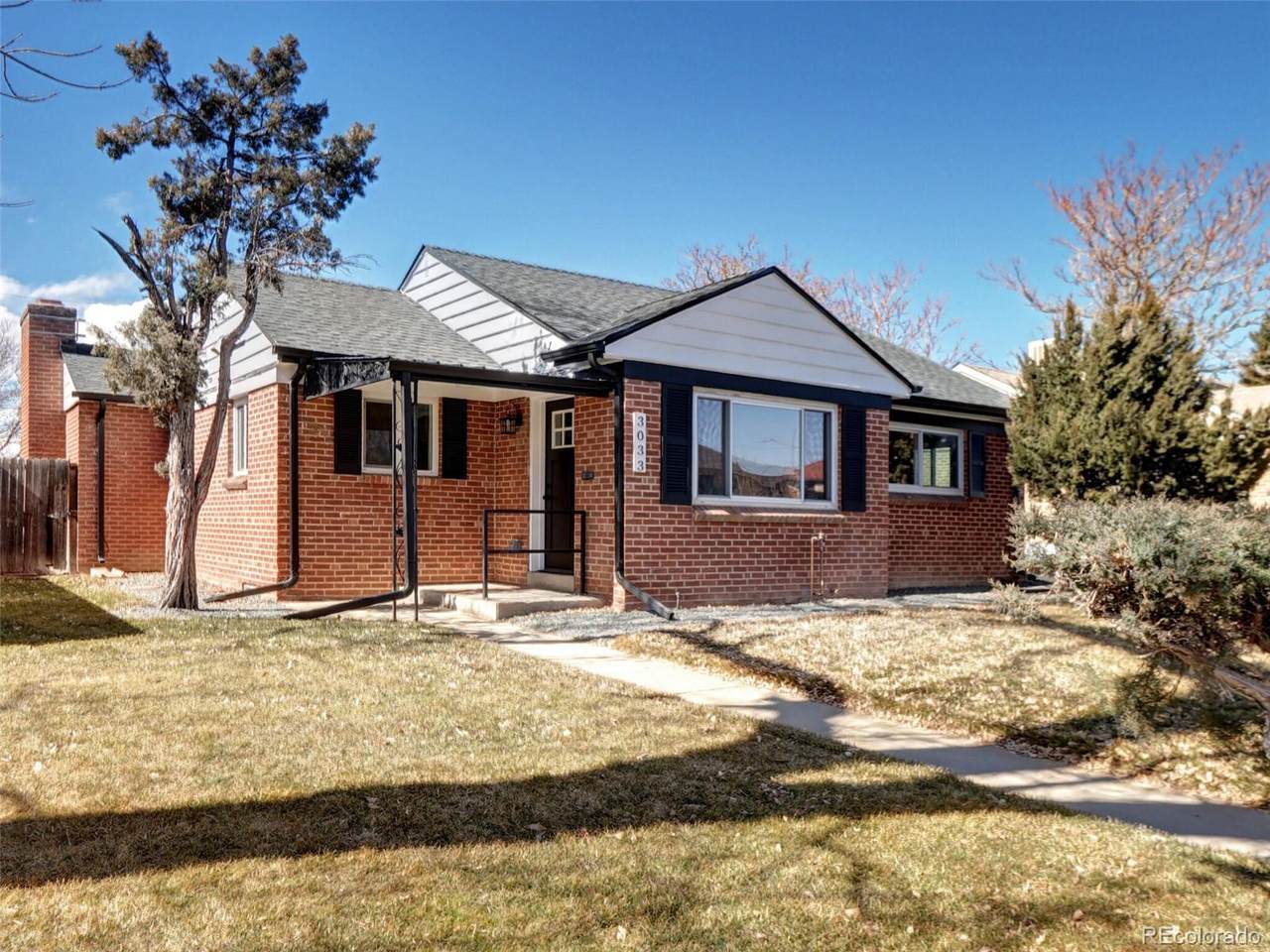 3033 Leyden Street - Photo 1