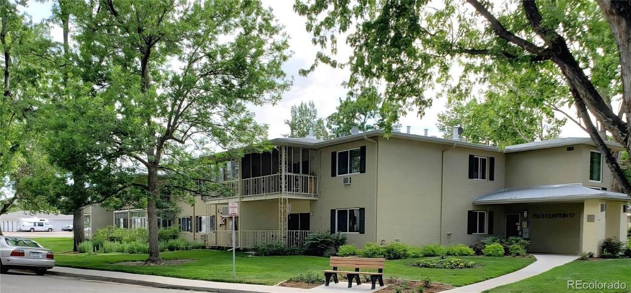 755 Clinton Street - Photo 1
