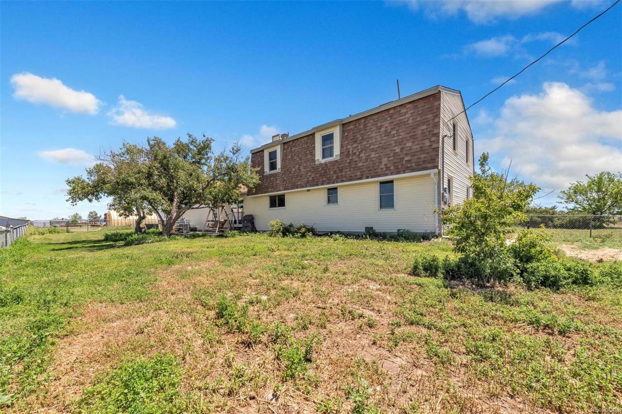 39453 Arizona Avenue - Photo 1