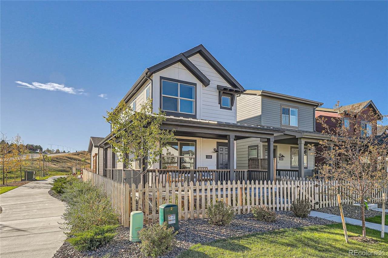 148 Douglas Street - Photo 1