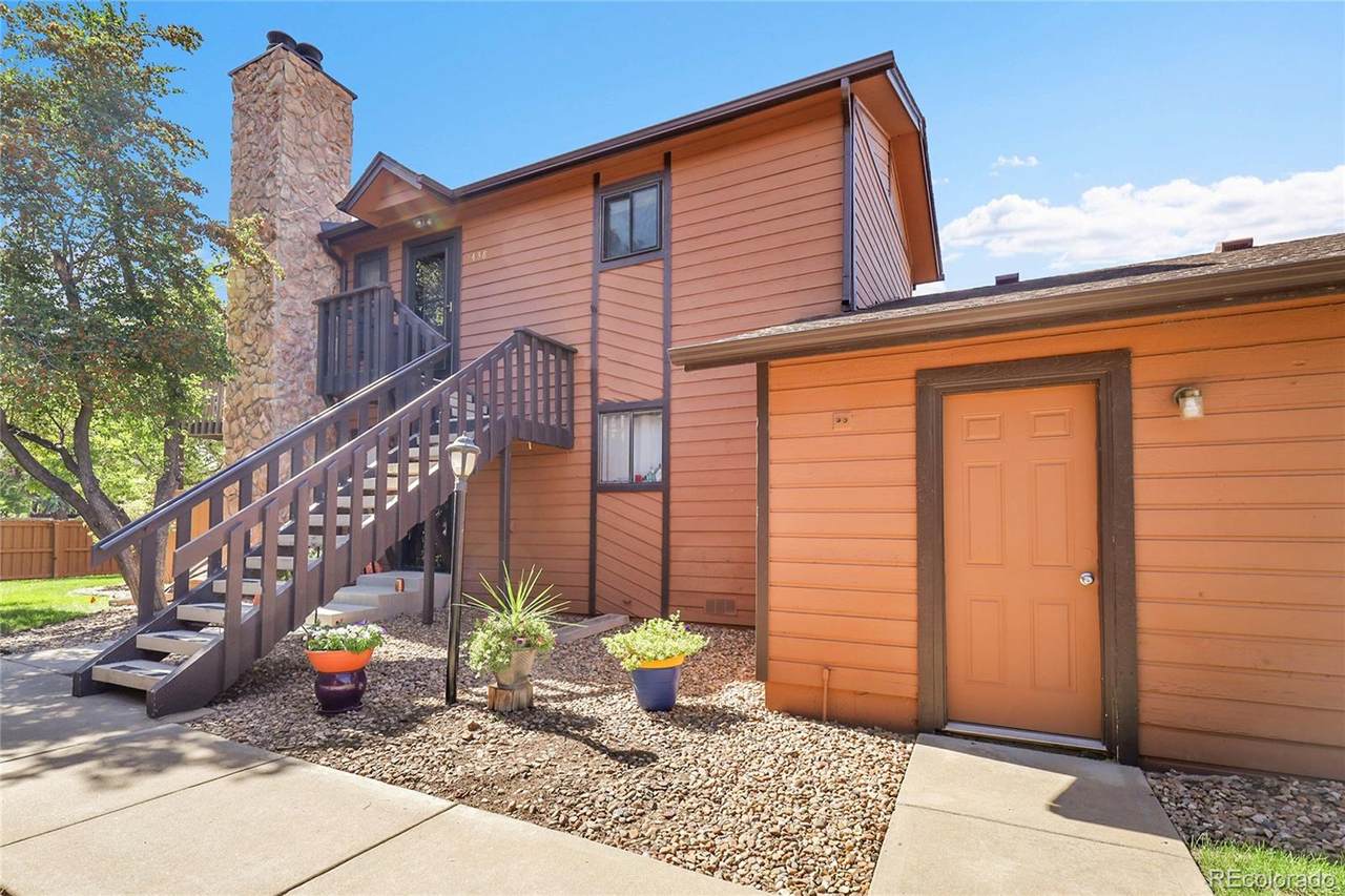 9438 89th Circle - Photo 1